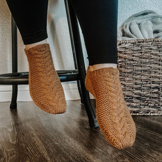 DK Mirrored Socks - Knitting Pattern