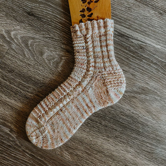 Paria Socks - Knitting Pattern