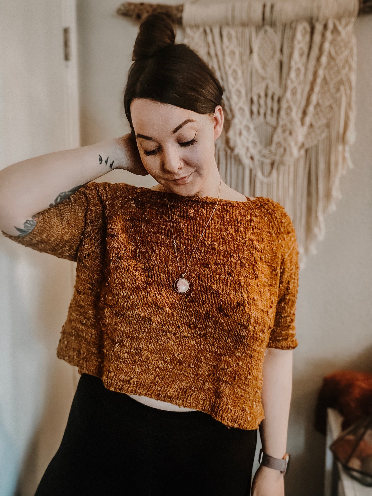 Iris Raglan Sweater - Knitting Pattern
